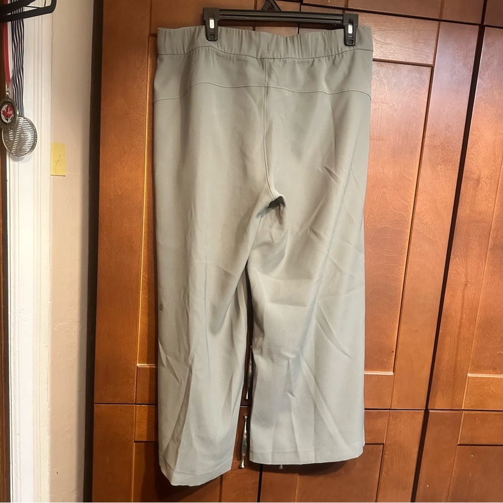 SALE!! On the fly wide leg. 7/8 length - Picture 8 of 13